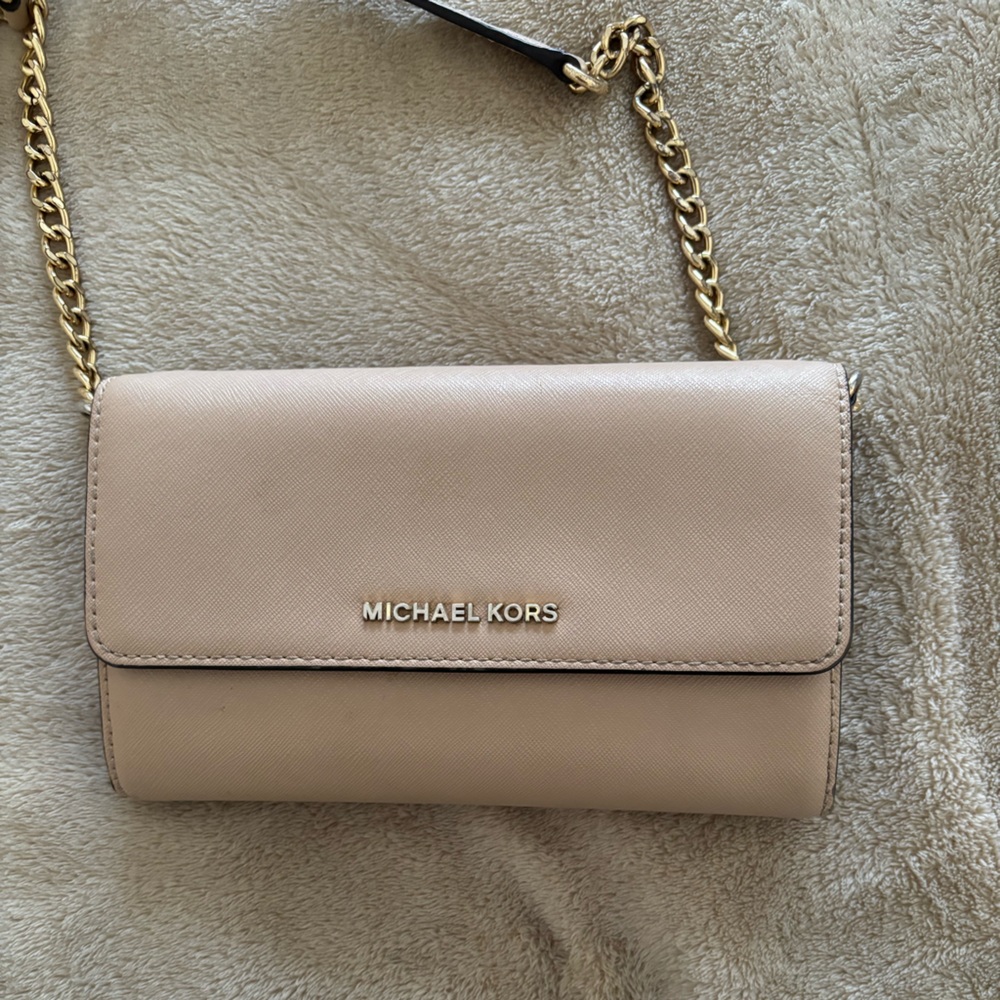 Preowned Michael Kors crossbody purse
